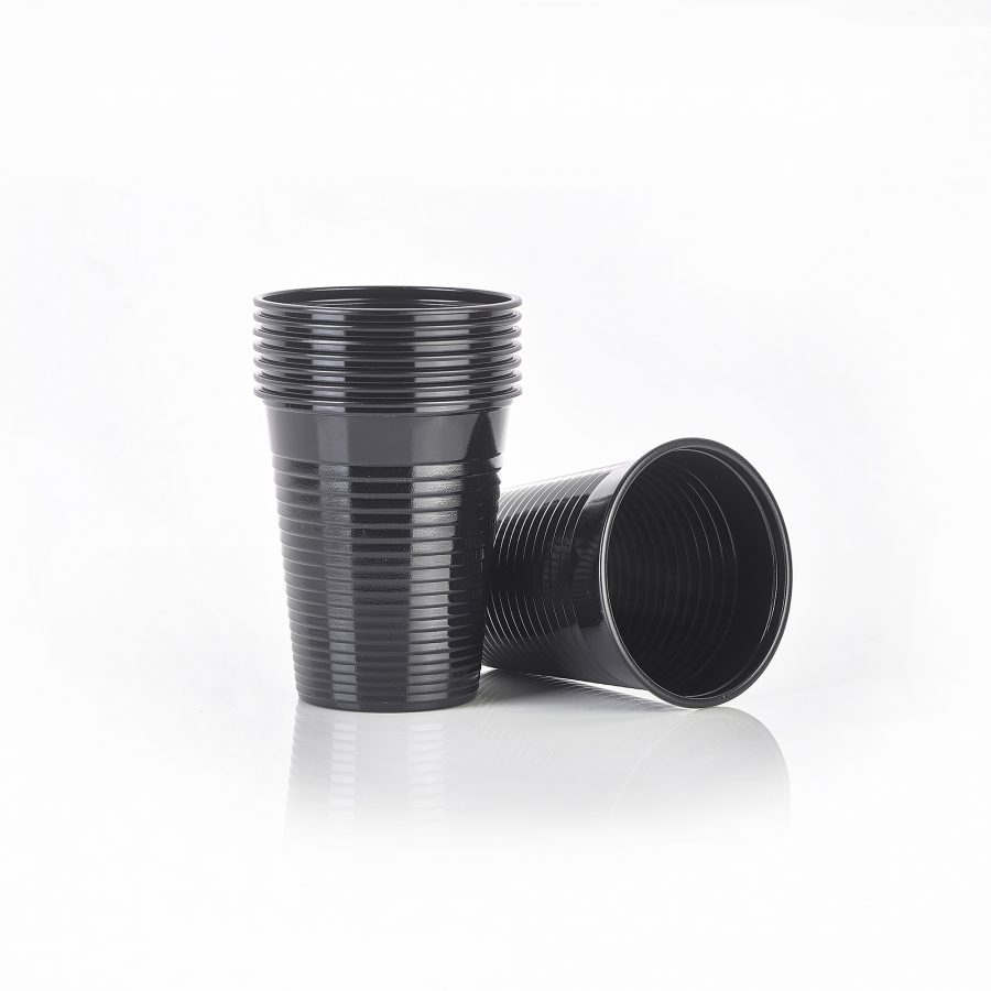 unigloves-Disposable-black- plastic- cups- 180 -ml -capacity -cup 100- cups- per -pack- with -30 -packs-spicy-collective-sweden-spicytattoosupplies.se